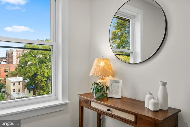 3921 ROLAND AVE, Baltimore, MD 21211