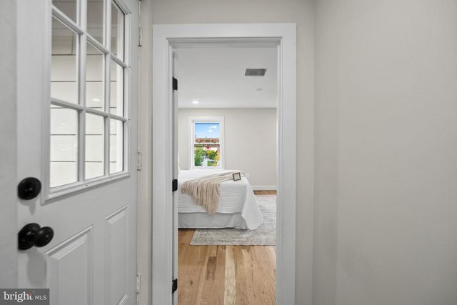 3921 ROLAND AVE, Baltimore, MD 21211