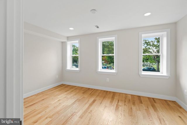 3921 ROLAND AVE, Baltimore, MD 21211