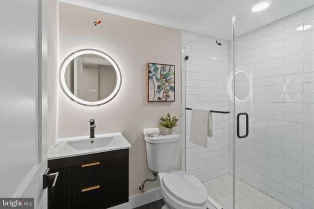 3921 ROLAND AVE, Baltimore, MD 21211