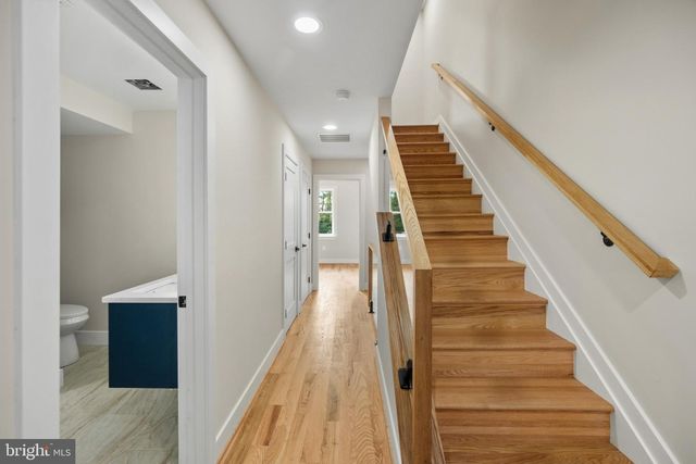 3921 ROLAND AVE, Baltimore, MD 21211