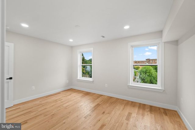 3921 ROLAND AVE, Baltimore, MD 21211