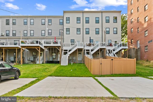 3921 ROLAND AVE, Baltimore, MD 21211