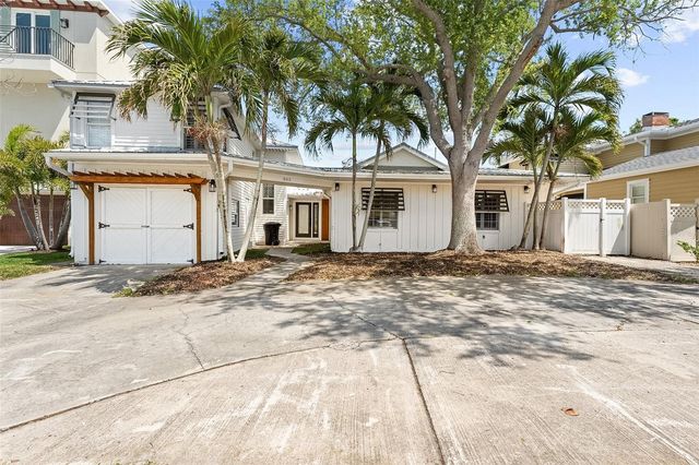 845 BAY ESPLANADE, Clearwater Beach, FL 33767