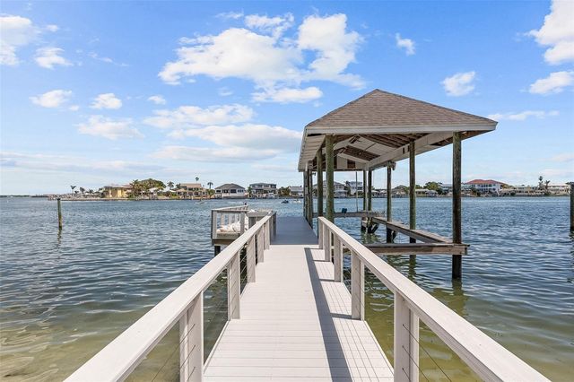 845 BAY ESPLANADE, Clearwater Beach, FL 33767