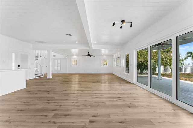 845 BAY ESPLANADE, Clearwater Beach, FL 33767