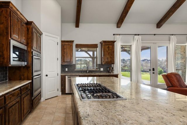 7817 Bella Flora Drive, Fort Worth, TX 76126