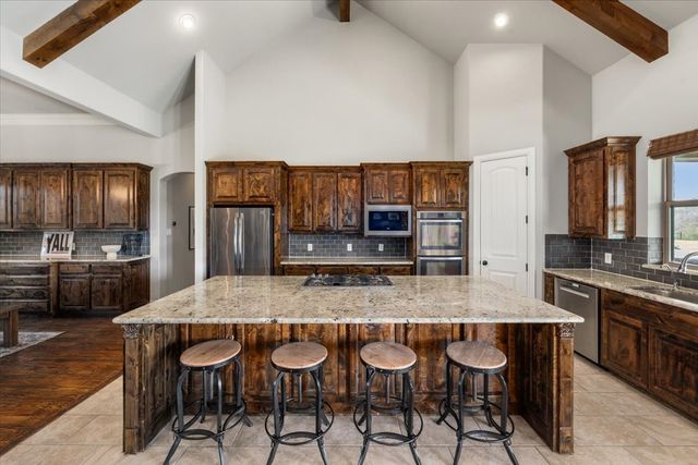 7817 Bella Flora Drive, Fort Worth, TX 76126