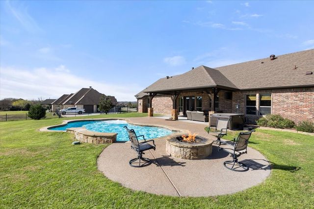 7817 Bella Flora Drive, Fort Worth, TX 76126