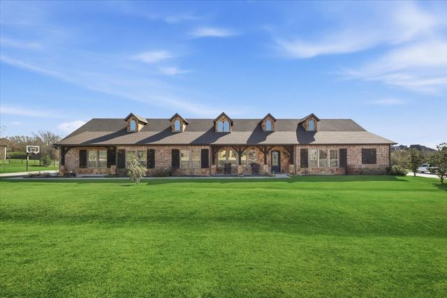 7817 Bella Flora Drive, Fort Worth, TX 76126