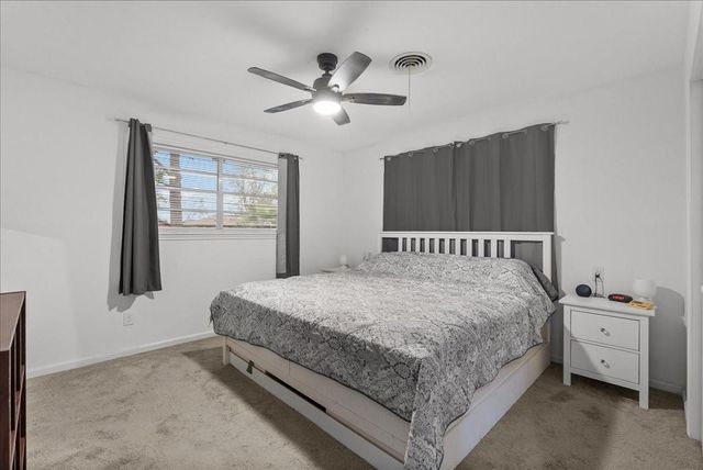 15918 Spinks Road, Alvin, TX 77511
