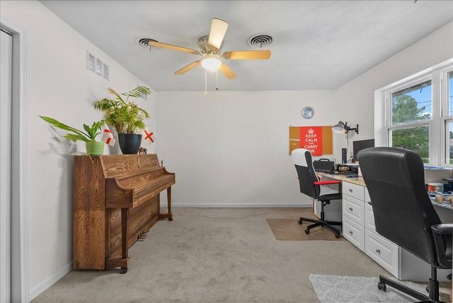 15918 Spinks Road, Alvin, TX 77511