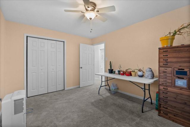 15918 Spinks Road, Alvin, TX 77511