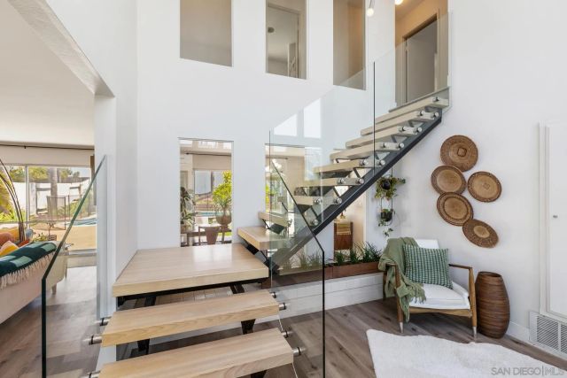 5996 BOUNTY STREET, San Diego, CA 92120