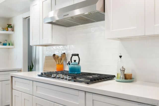 5996 BOUNTY STREET, San Diego, CA 92120