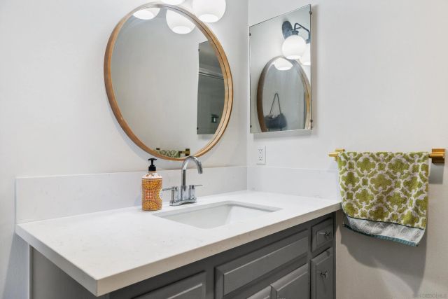 5996 BOUNTY STREET, San Diego, CA 92120