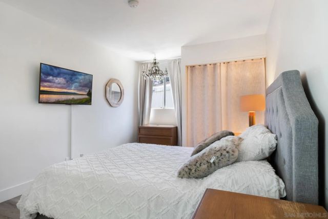 5996 BOUNTY STREET, San Diego, CA 92120