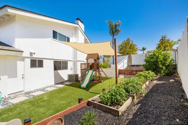 5996 BOUNTY STREET, San Diego, CA 92120