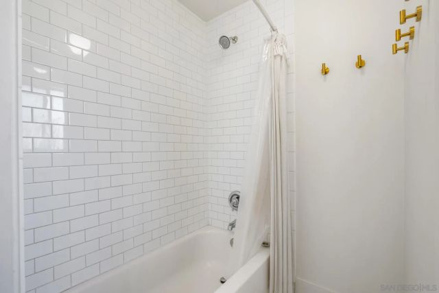 5996 BOUNTY STREET, San Diego, CA 92120