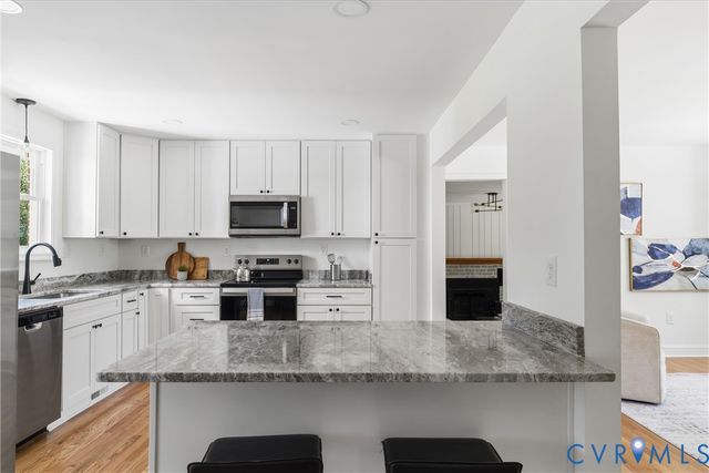 1116 Warwick Park Rd, Henrico, VA 23231