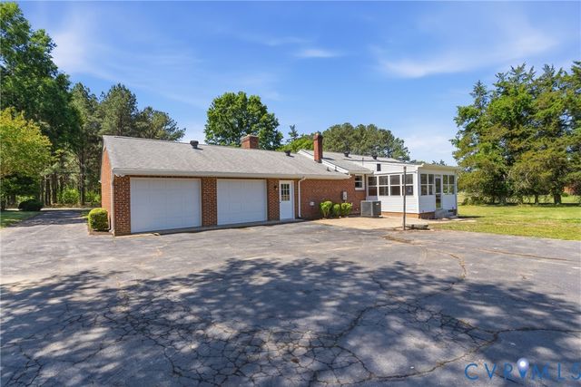 1116 Warwick Park Rd, Henrico, VA 23231