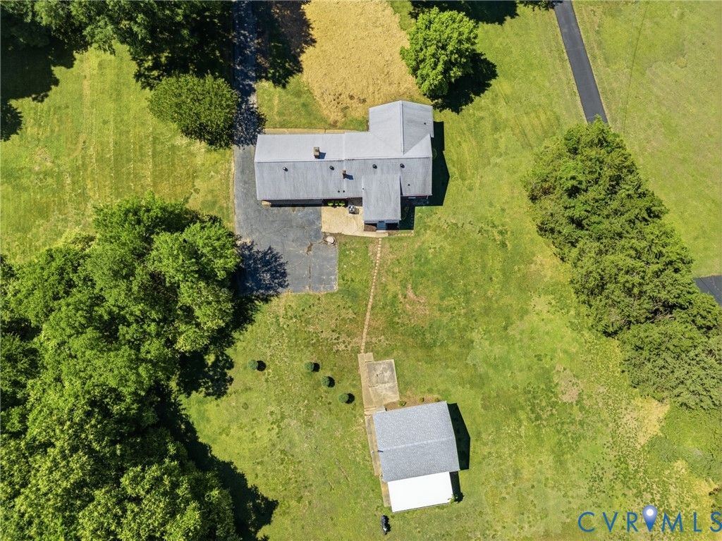 1116 Warwick Park Rd, Henrico, VA 23231