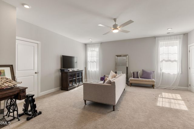 1740 Deacon Falls Way, Wendell, NC 27591