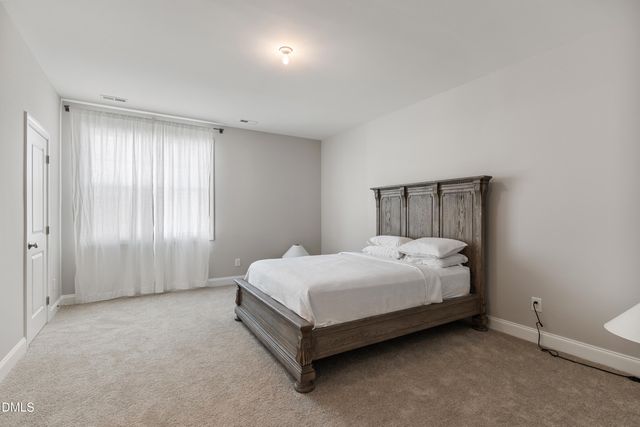 1740 Deacon Falls Way, Wendell, NC 27591