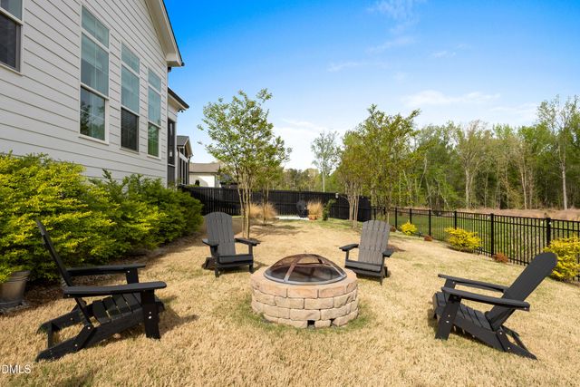 1740 Deacon Falls Way, Wendell, NC 27591