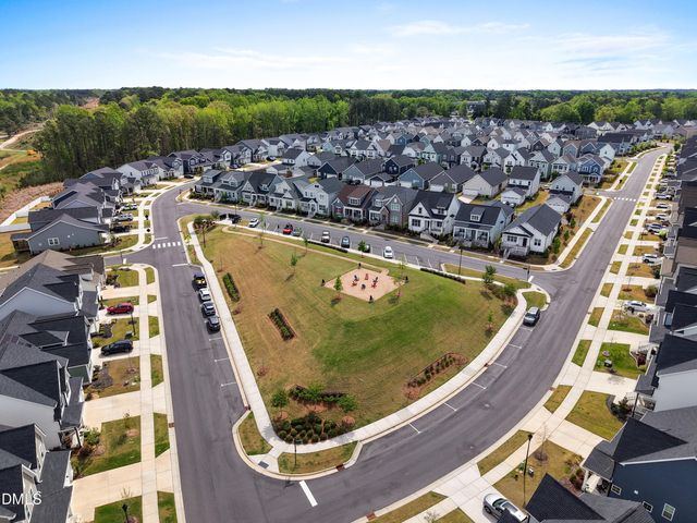 1740 Deacon Falls Way, Wendell, NC 27591