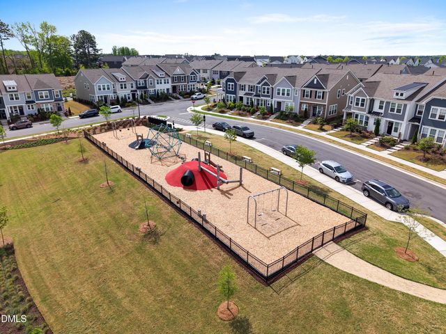 1740 Deacon Falls Way, Wendell, NC 27591