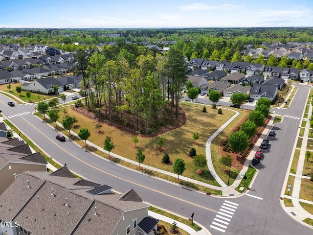 1740 Deacon Falls Way, Wendell, NC 27591