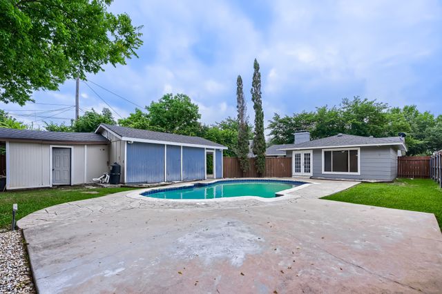 4005 Tynes Drive, Garland, TX 75042