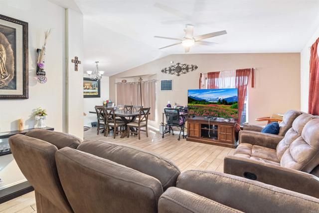 1638 Calavo Road 34, Fallbrook, CA 92028