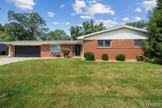 1441 N Woodlawn Avenue, Warson Woods, MO 63122