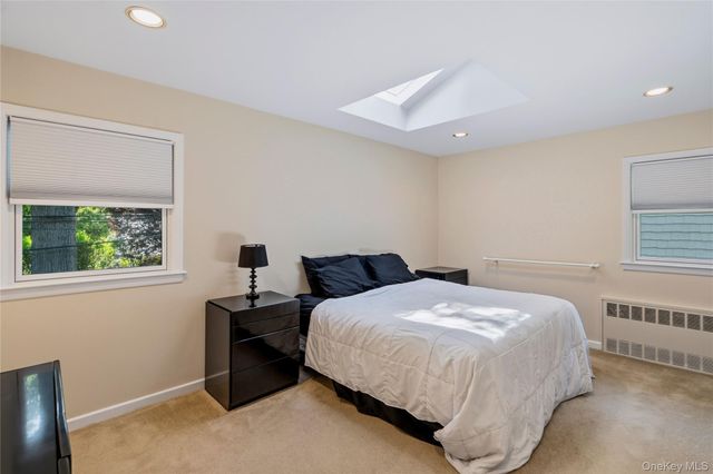 128 Atkinson Road, Rockville Centre, NY 11570