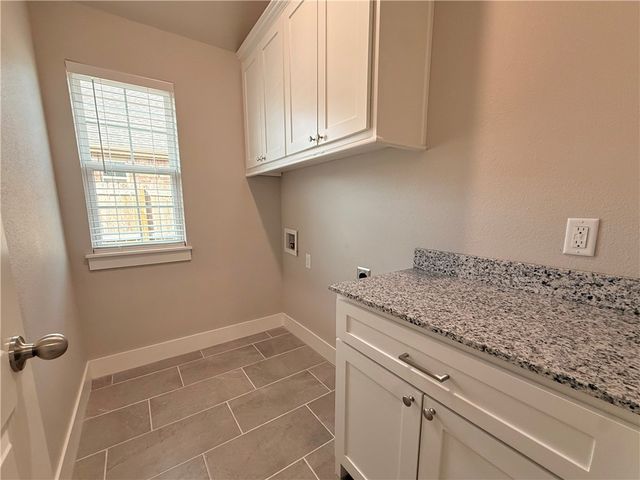 941 Madden Street, Tontitown, AR 72762