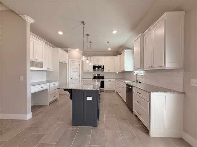 941 Madden Street, Tontitown, AR 72762