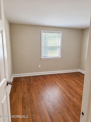 122 Oakwood Place, Forked River, NJ 08731