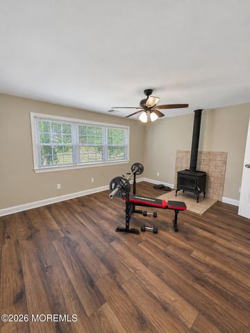 122 Oakwood Place, Forked River, NJ 08731