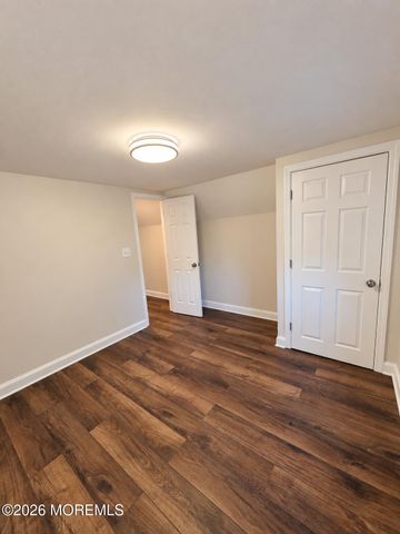 122 Oakwood Place, Forked River, NJ 08731