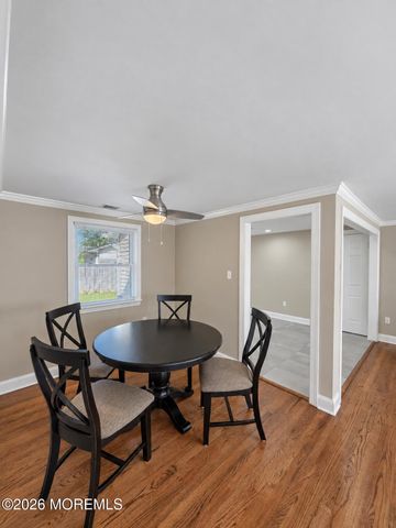 122 Oakwood Place, Forked River, NJ 08731