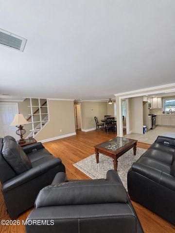 122 Oakwood Place, Forked River, NJ 08731