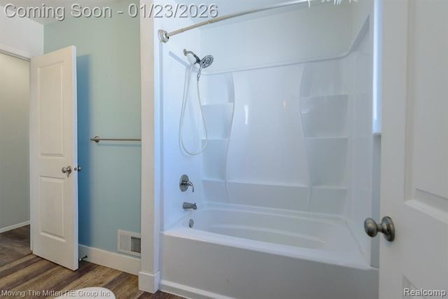 5744 Sunset Trail, Ypsilanti, MI 48197