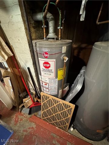 3728 W 136th Street, Cleveland, OH 44111