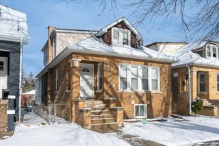 5454 W Parker Avenue, Chicago, IL 60639