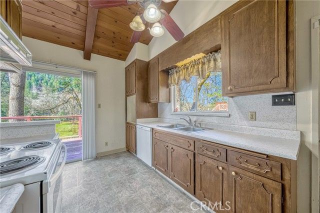 16345 Tee Road, Cobb, CA 95426