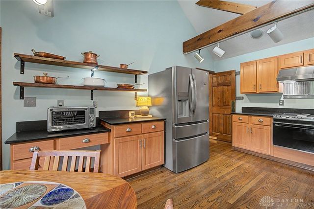 6411 Shadow Lake Trail, Centerville, OH 45459