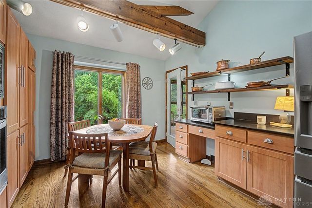 6411 Shadow Lake Trail, Centerville, OH 45459