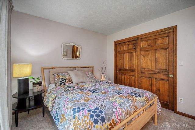 6411 Shadow Lake Trail, Centerville, OH 45459